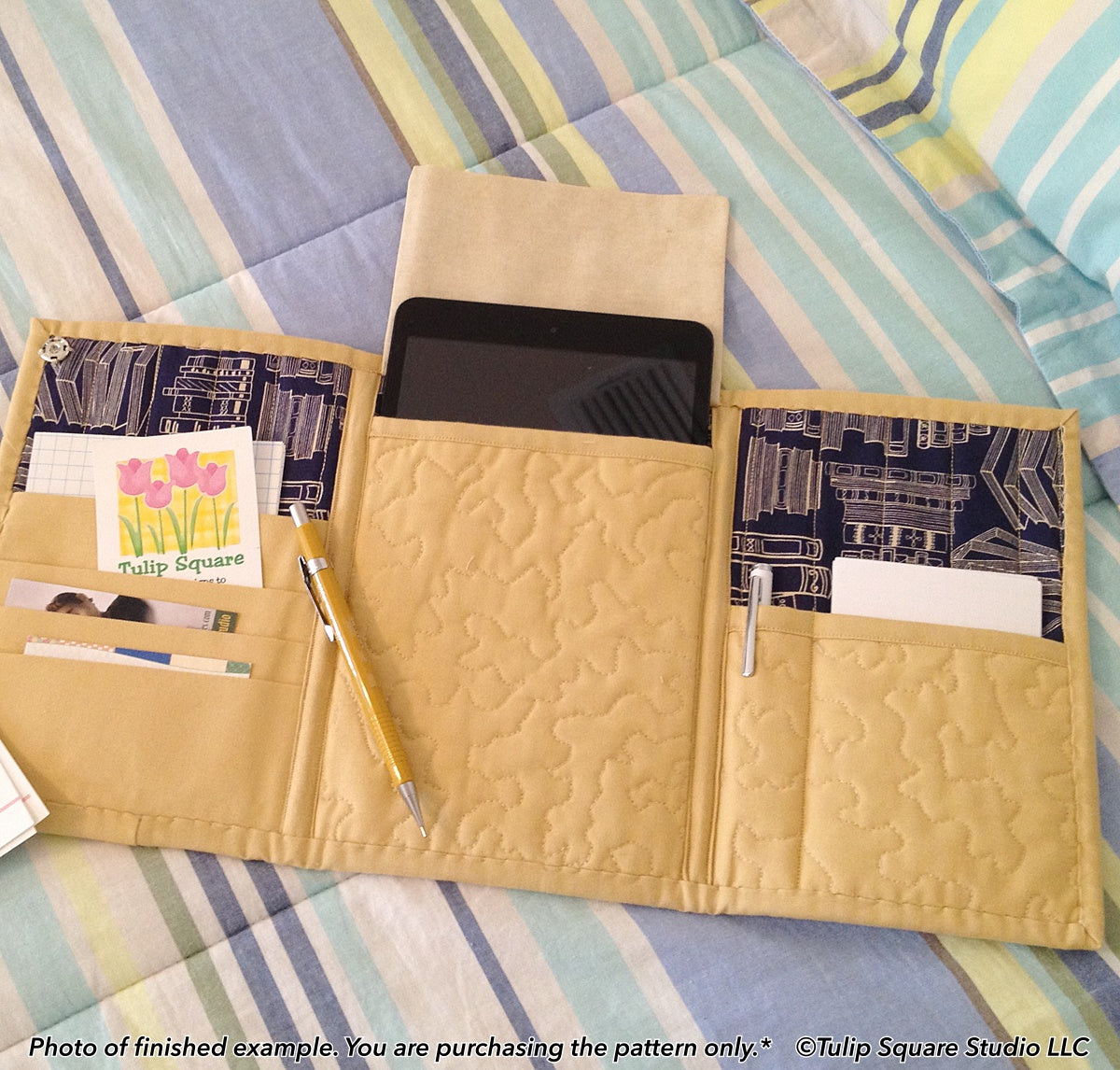 523 TRI FOLD TABLET TOTES DIGITAL PATTERN PDF