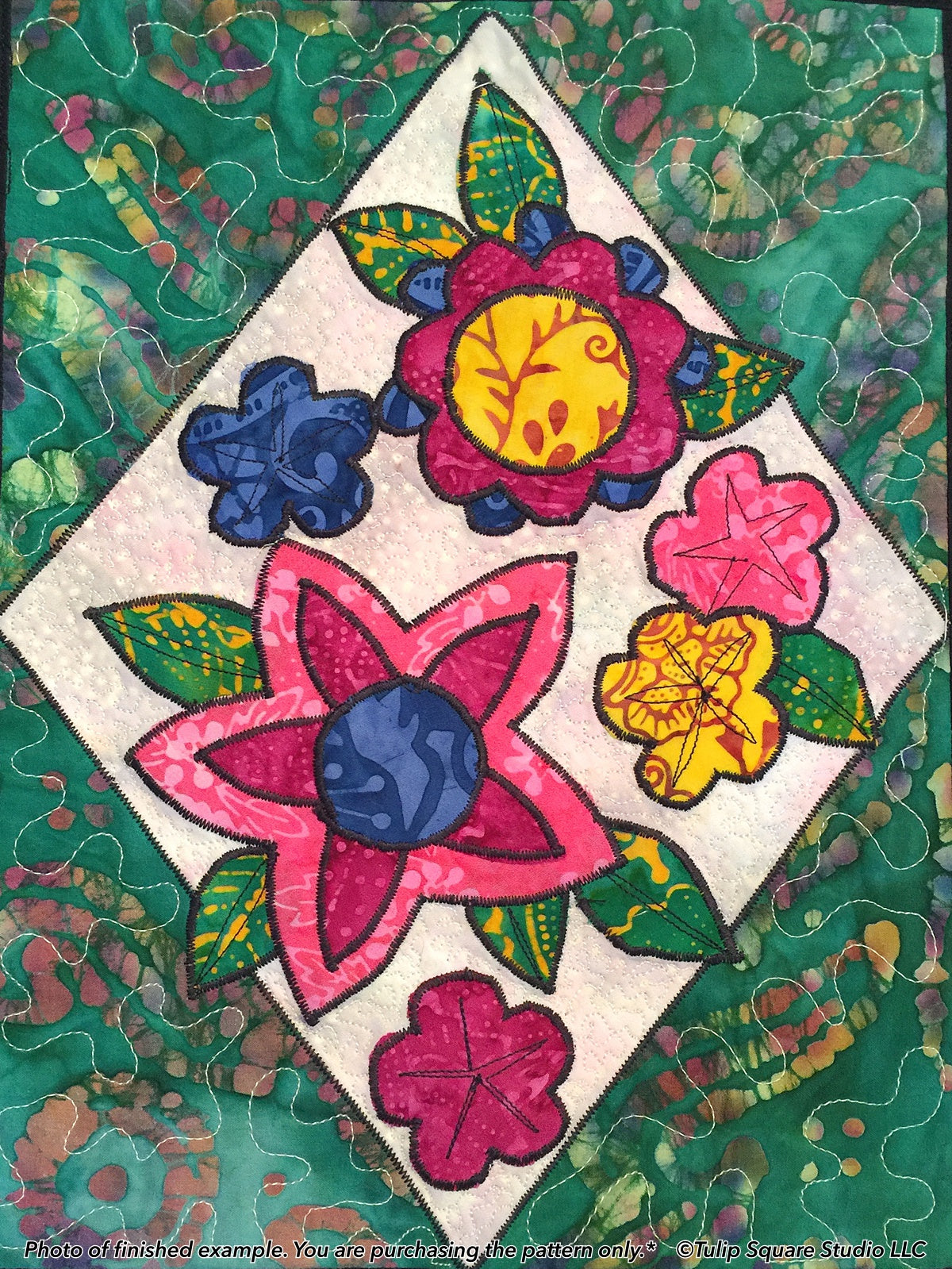 546 APPLIQUÉ BOUQUET TABLE RUNNER DIGITAL PATTERN PDF