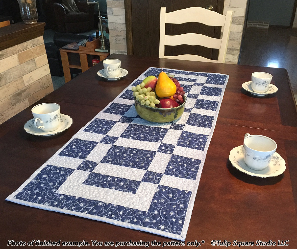 552 SIDEWALKS & SQUARES TABLE RUNNER DIGITAL PATTERN PDF