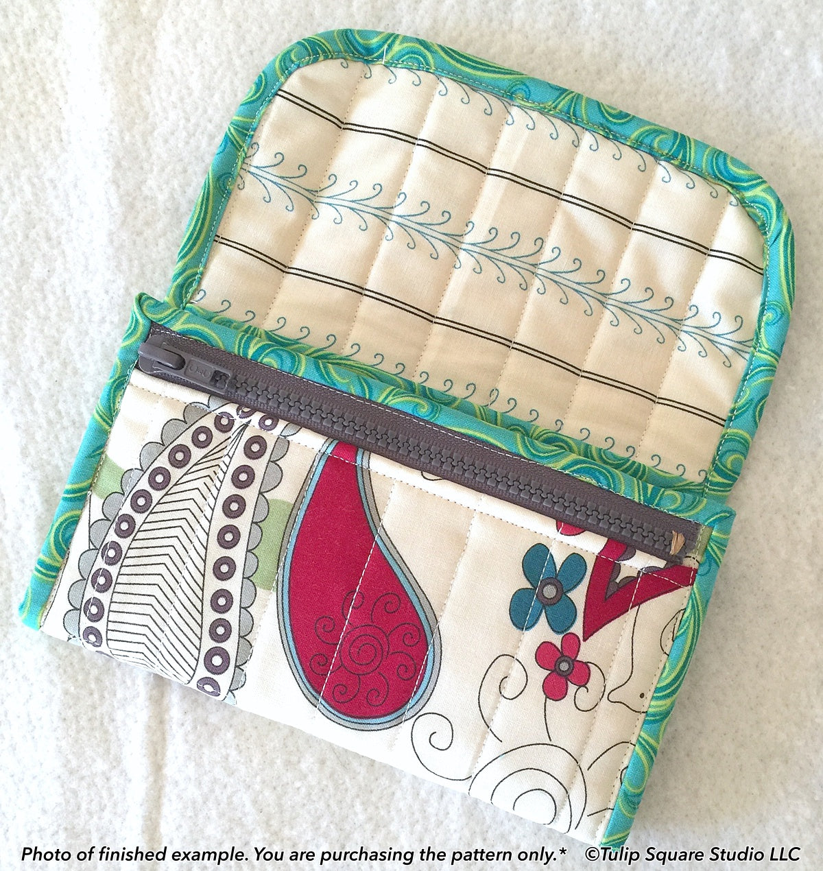 562 QUILTED CLUTCH STYLE WALLET DIGITAL PATTERN PDF