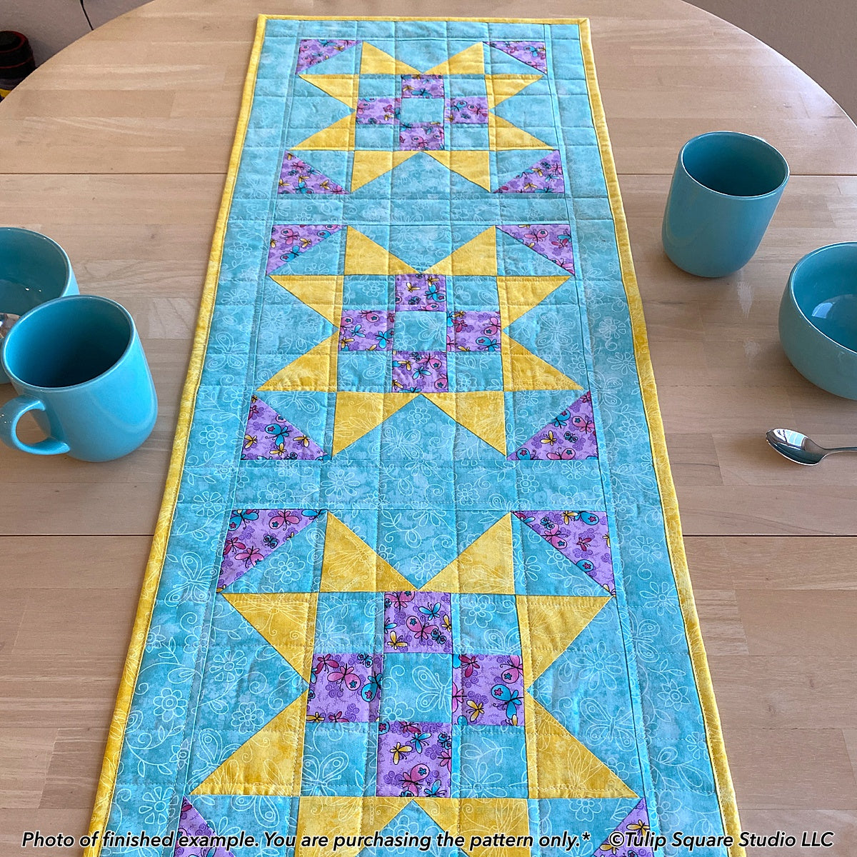 595 X MARKS THE SPOT TABLE RUNNER DIGITAL PATTERN PDF