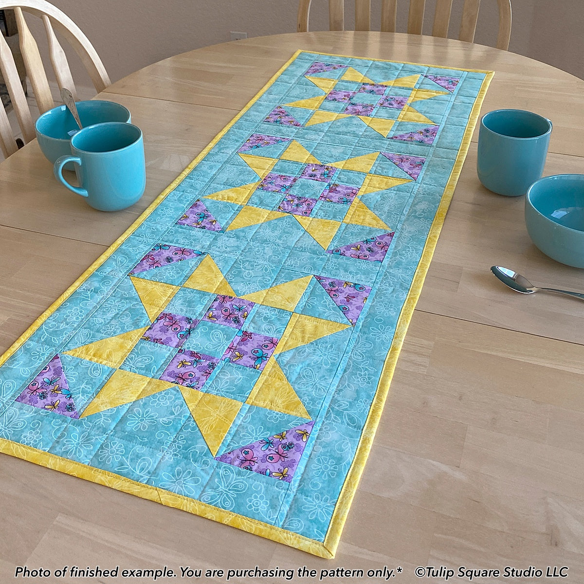 595 X MARKS THE SPOT TABLE RUNNER DIGITAL PATTERN PDF