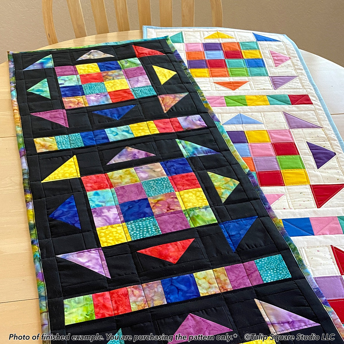 597 KALEIDOSCOPE TABLE RUNNER DIGITAL PATTERN PDF