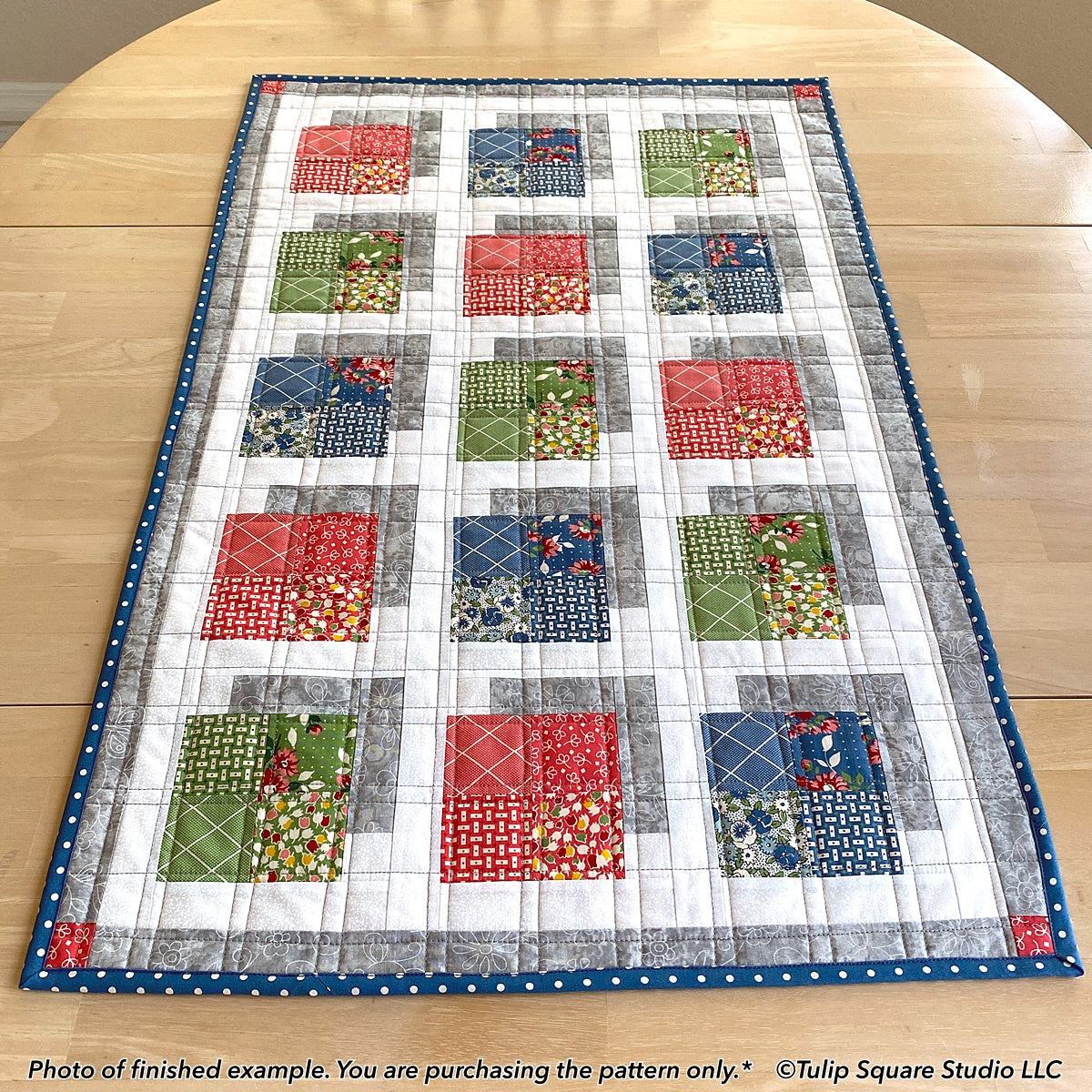 612 SHADOW BOXES TABLE TOPPER DIGITAL PATTERN PDF