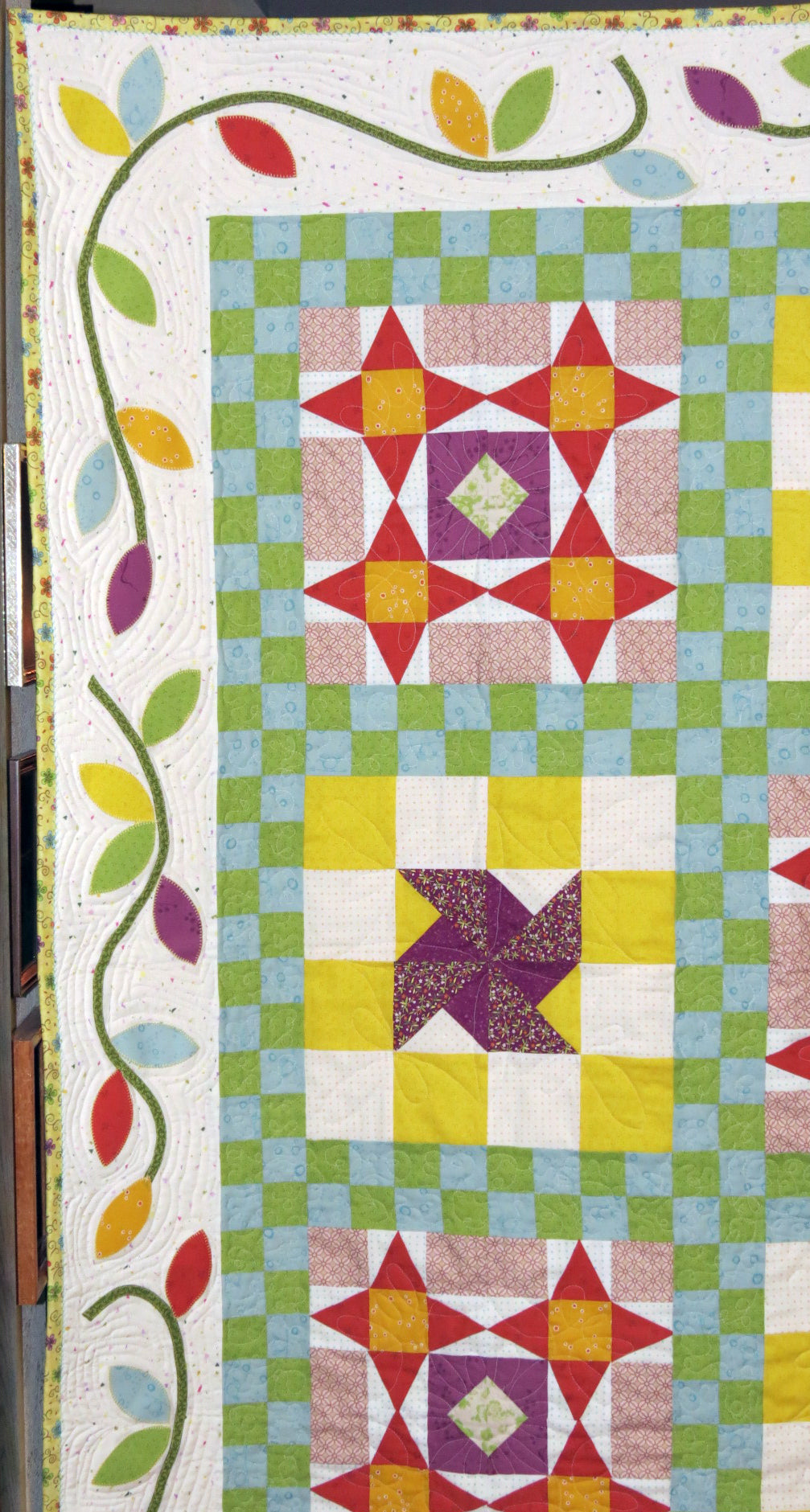 511 LEAFY BORDERS LAP QUILT DIGITAL PATTERN PDF