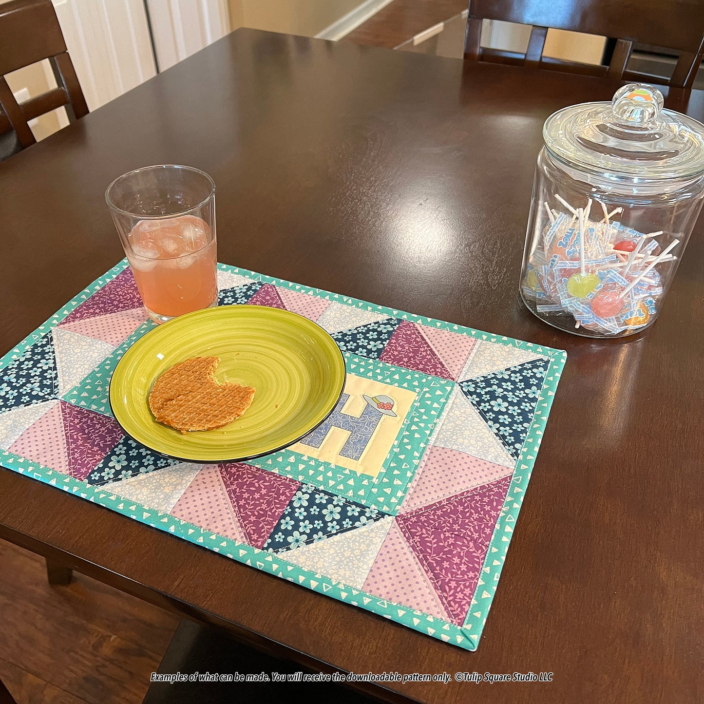 642 CENTER STAGE PLACEMATS DIGITAL PATTERN PDF