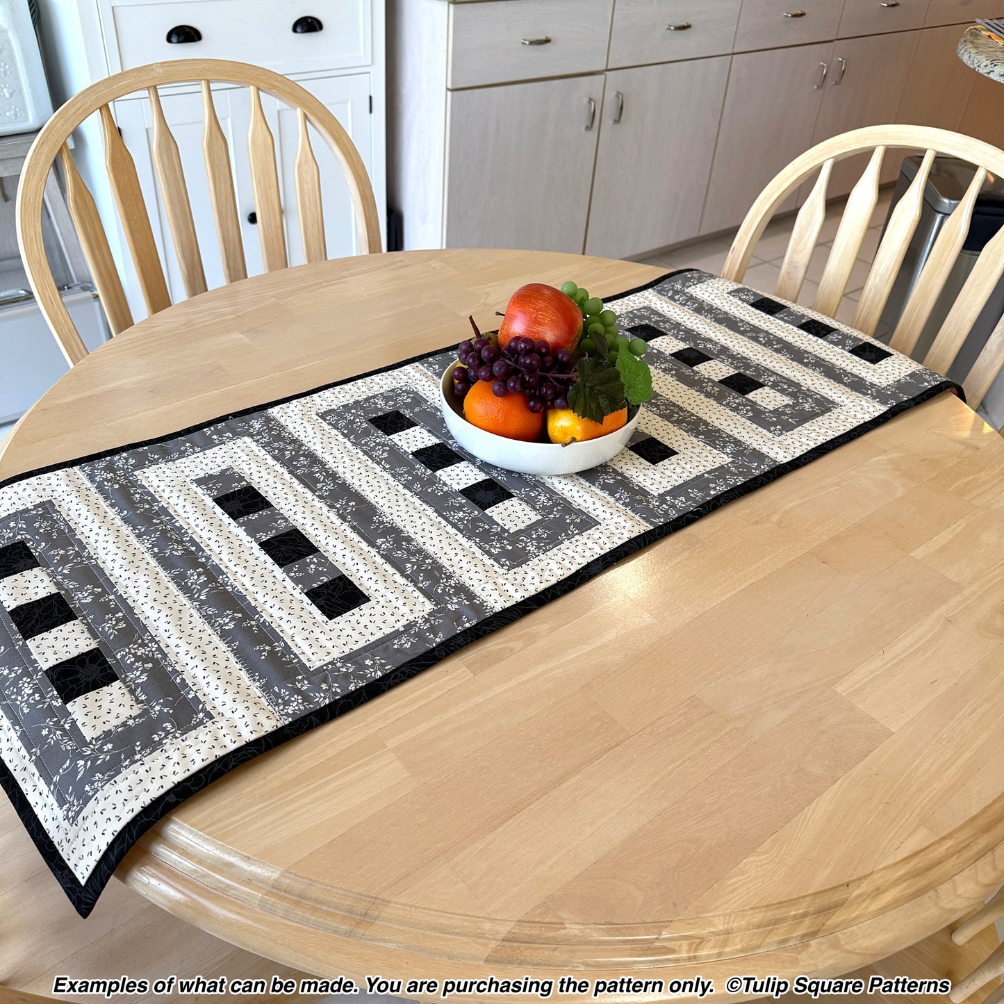 647 ELEGANT LACE QUILTED TABLE RUNNER DIGITAL PATTERN PDF