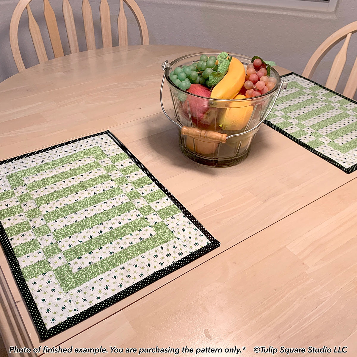 569 CITY SIDEWALKS PLACEMATS DIGITAL PATTERN PDF