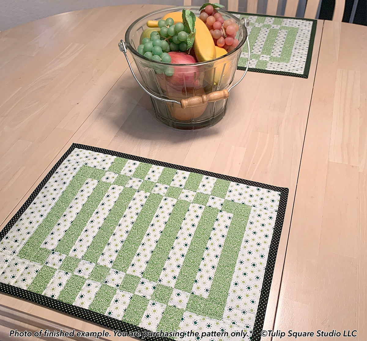 569 CITY SIDEWALKS PLACEMATS DIGITAL PATTERN PDF