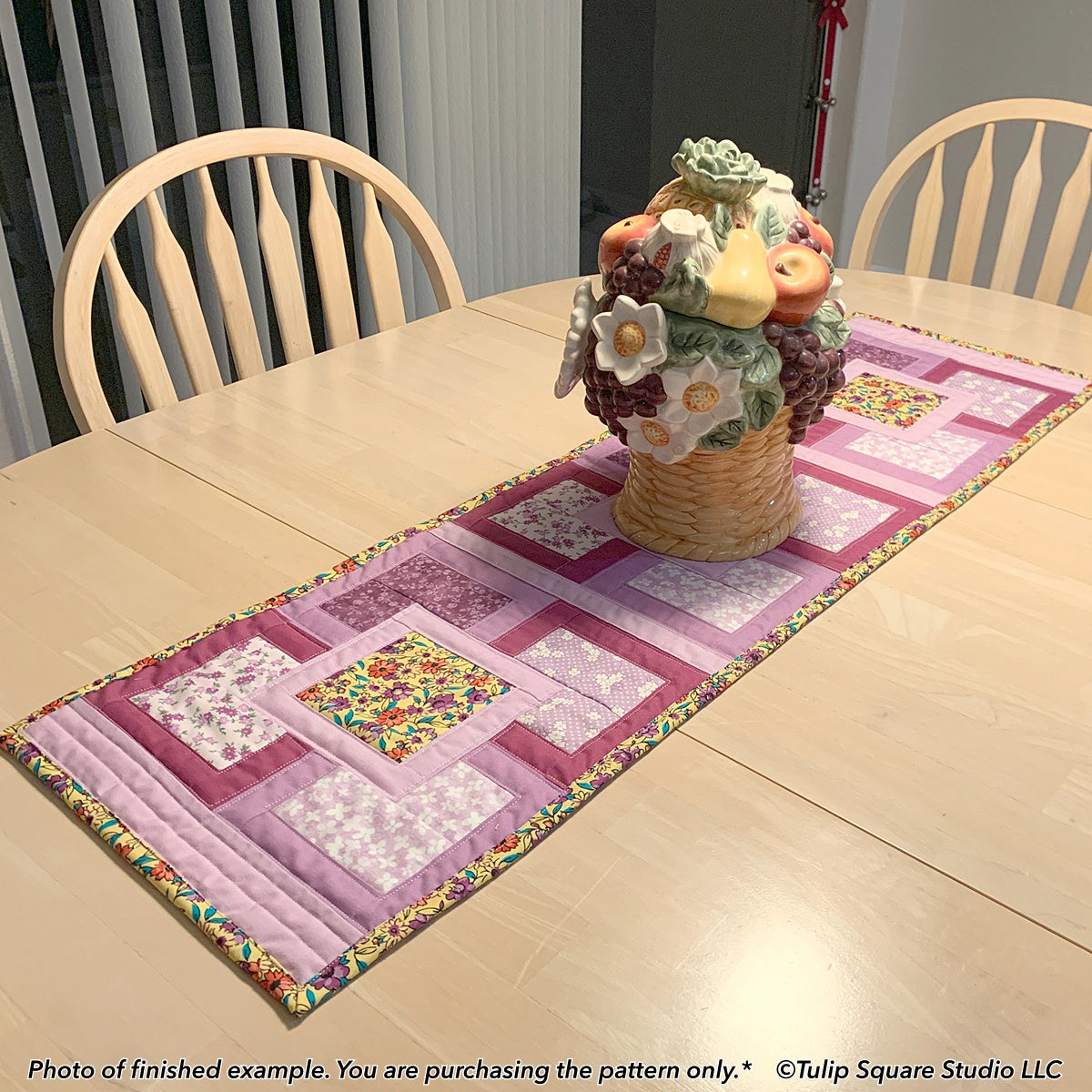 571 FLOATING FRAMES TABLE RUNNER DIGITAL PATTERN PDF