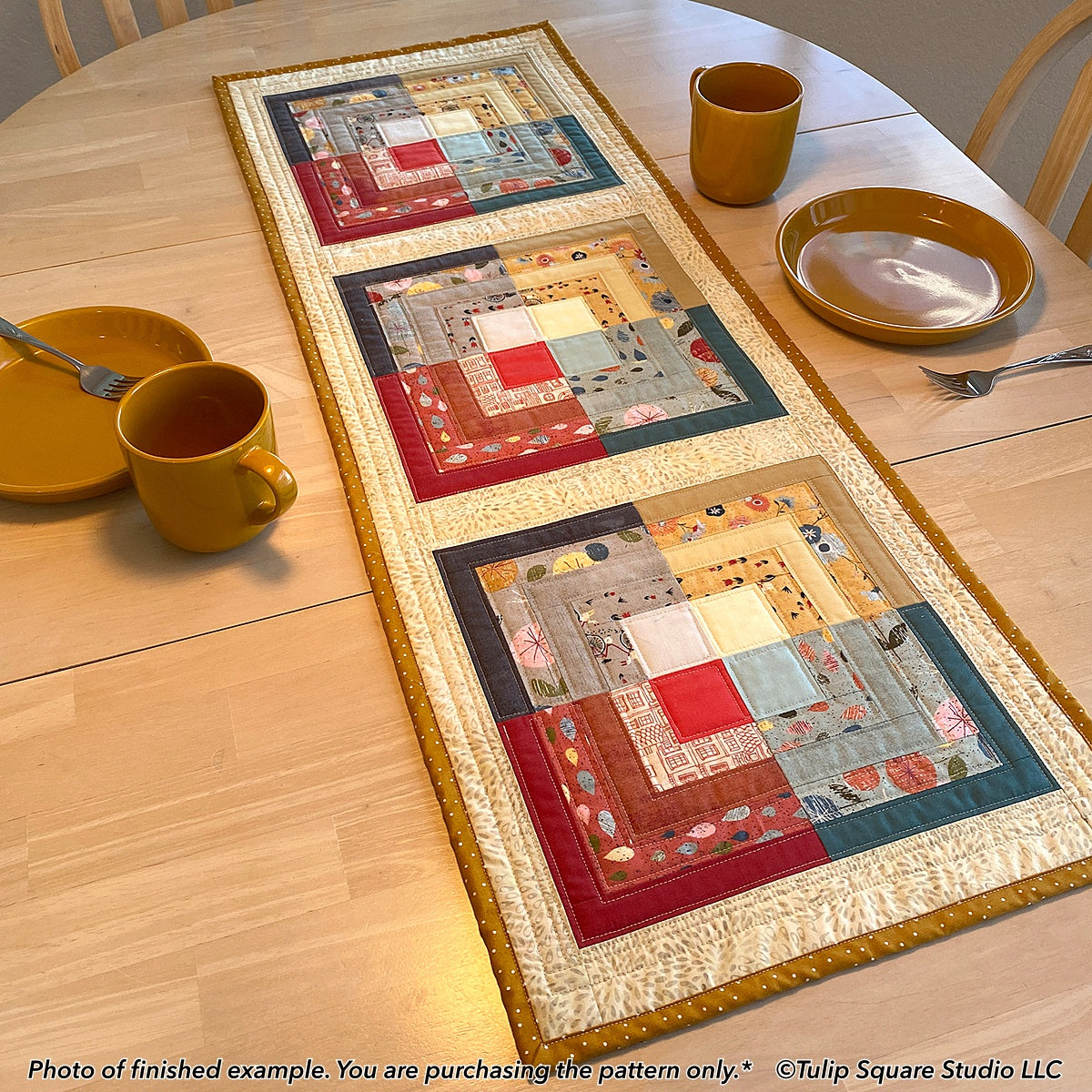 580 FANCY SQUARES TABLE RUNNER DIGITAL PATTERN PDF