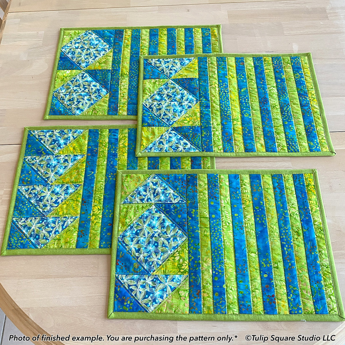 582 STRIPES AND ANGLES PLACEMATS DIGITAL PATTERN PDF