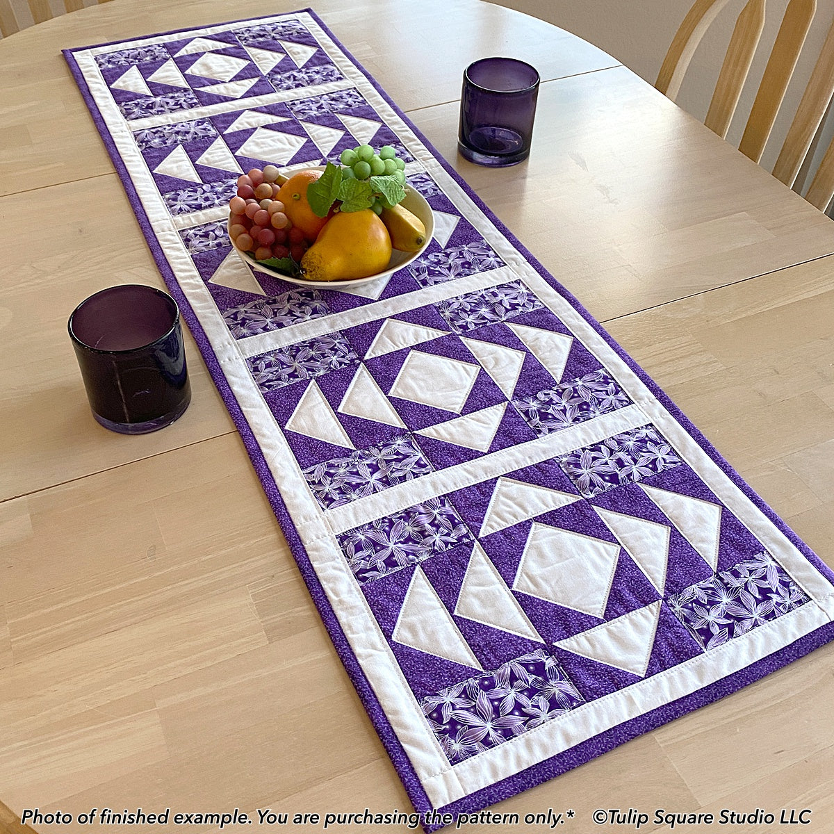 583 REGAL RUNNER TABLE TOPPER DIGITAL PATTERN PDF